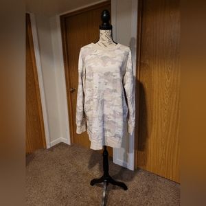 Old Navy 3X camo sweatshirt
